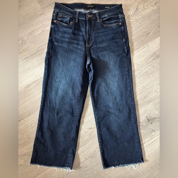 Judy Blue Denim - Judy Blue Wide Leg Crop Stretchy Jeans Size 11